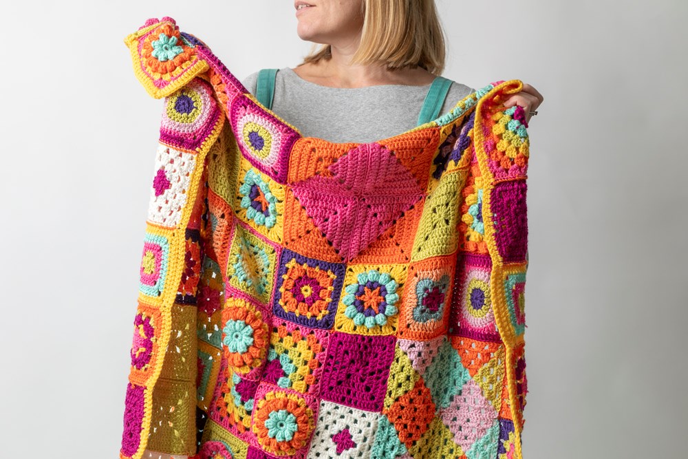 The Granny Square Card Deck : 50 Mix and Match Designs - Image 2